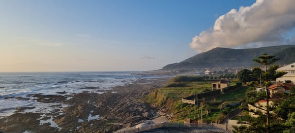 Walking to -- and through -- Baiona